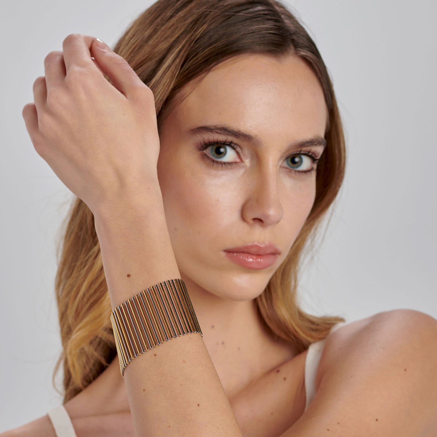 Bracciale Rigido Brosway Aura Largo a Bacchette Alternate Acciaio Pvd Oro