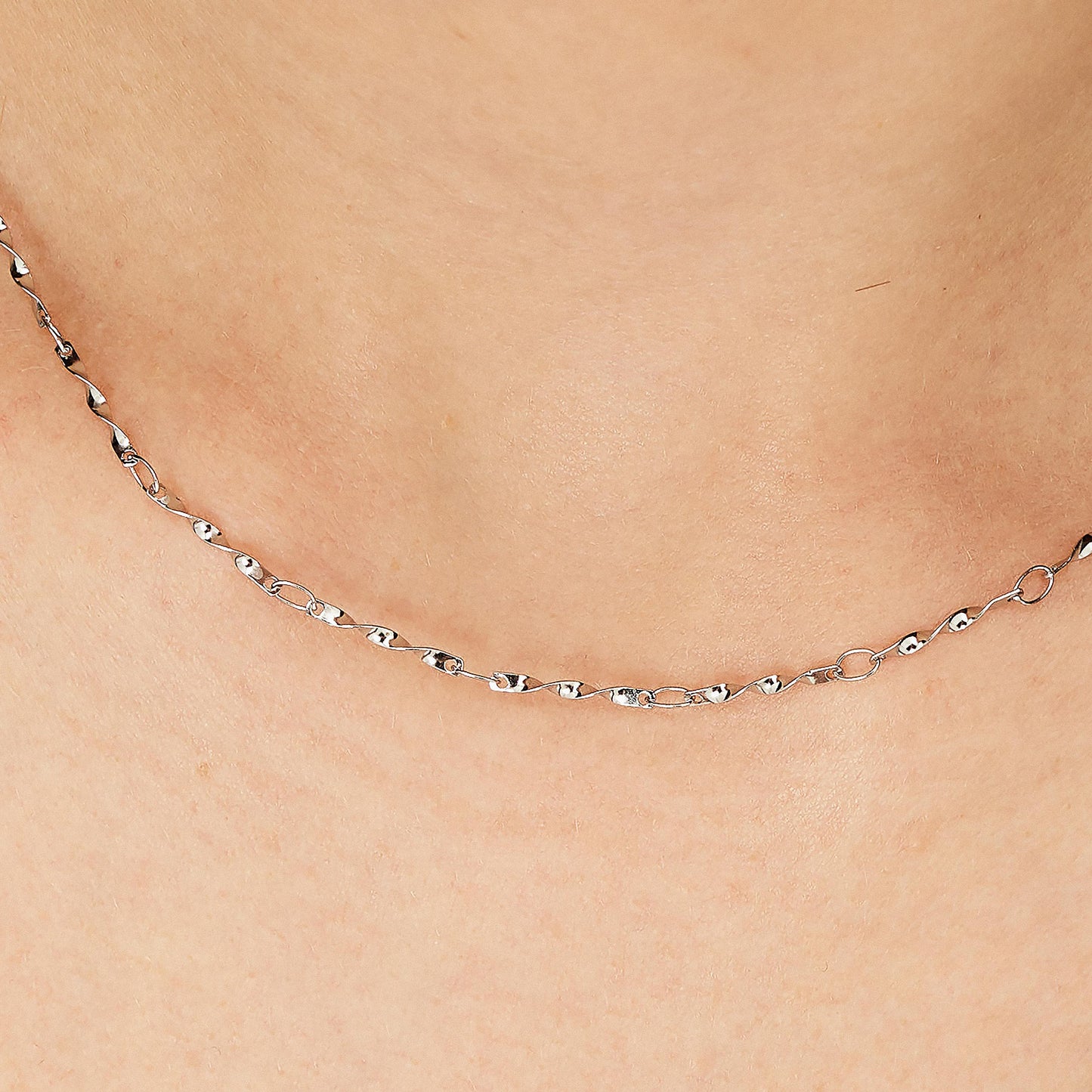 Collana Semirigida Brosway Essential Acciaio Elementi Spiralati