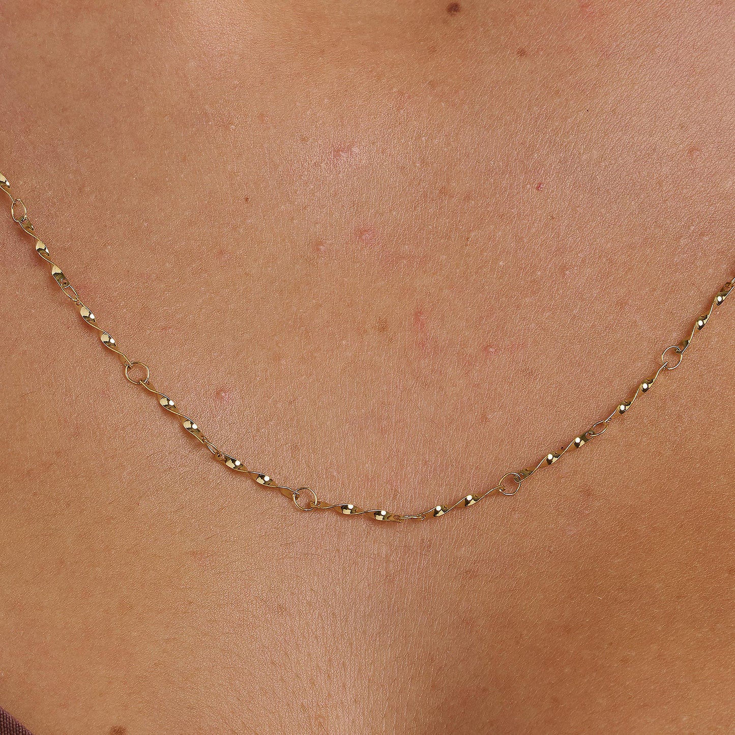 Collana Lunga Semirigida Brosway Essential Pvd Oro Elementi Spiralati