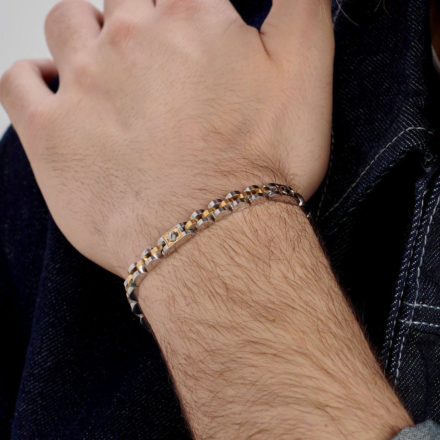 Bracciale Uomo Brosway Riptide Acciaio Pvd Oro con Elementi Vite