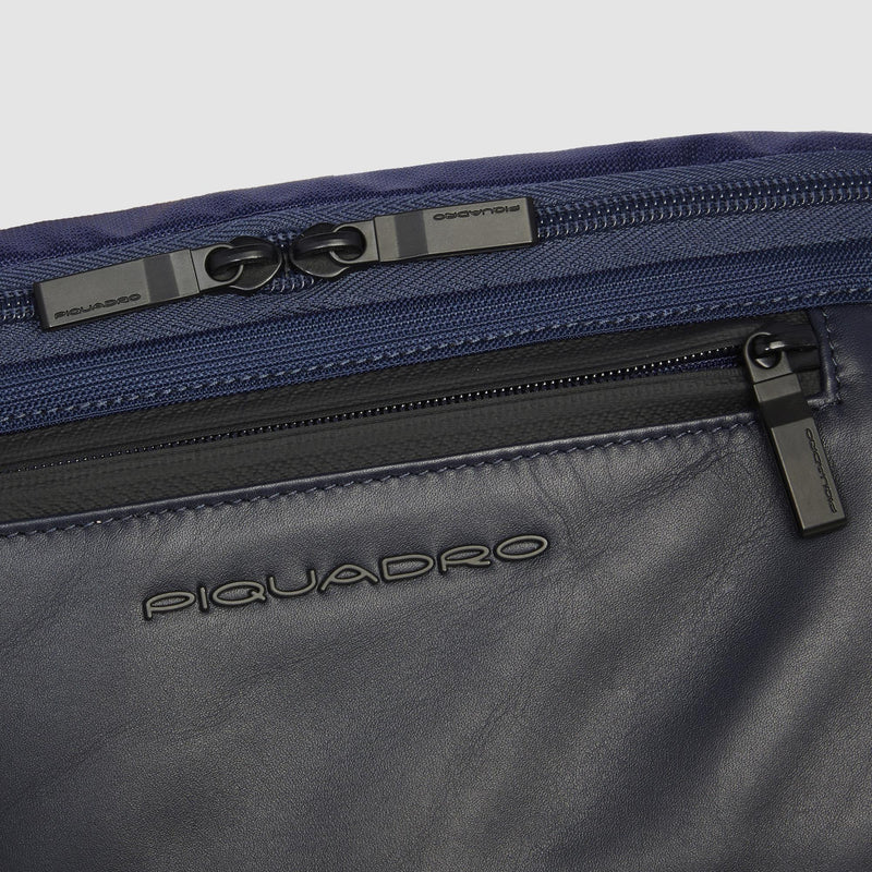Marsupio Piquadro Con Tasca Frontale Tessuto Inserto Pelle Blu