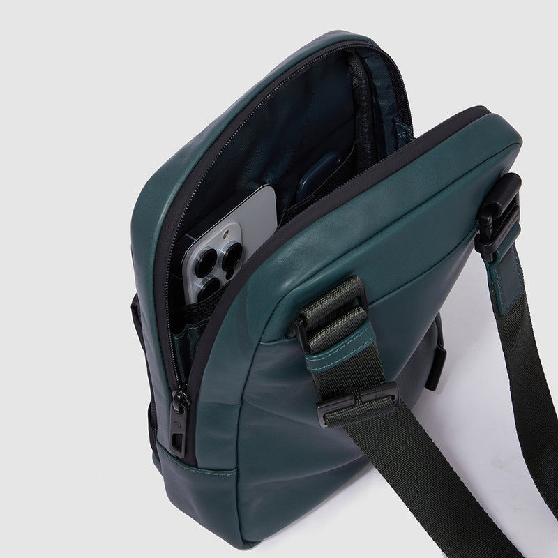 Borselli Piquadro Borsello Piccolo Porta Ipad In Pelle Nera Inserti Tessuto Neri
