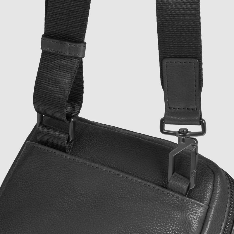 Borselli Piquadro Borsello Uomo Porta Ipad Tasca Frontale Pelle Martellata Nera