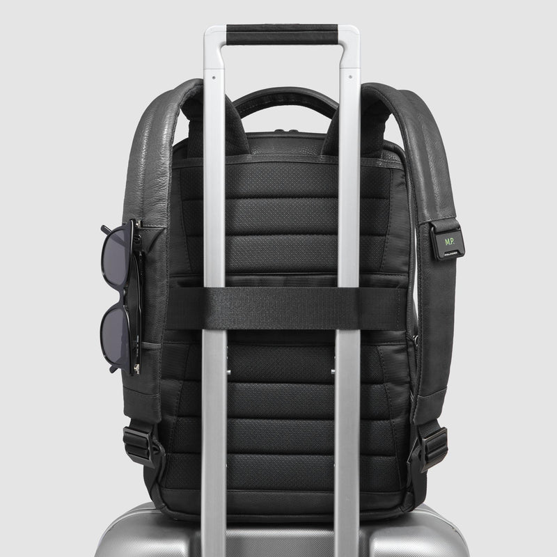 Zaini Piquadro Zaino Porta Pc Ipad Uno Scomparto Tre Tasche Frontali Due Laterali Pelle Martellata Nera