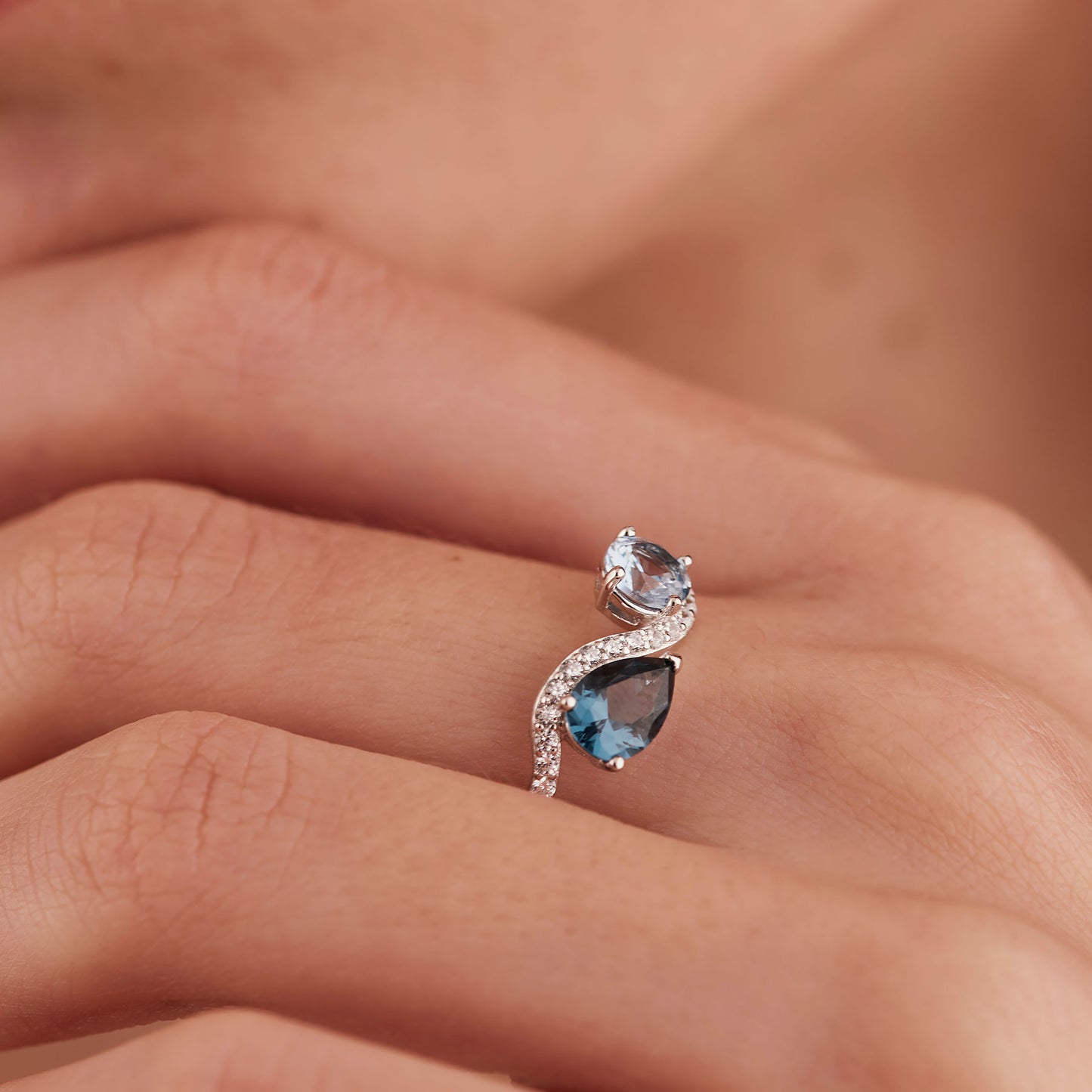 Anello Brosway Fancy Argento Cubic Zirconia Blu Azzurro - Misura 16