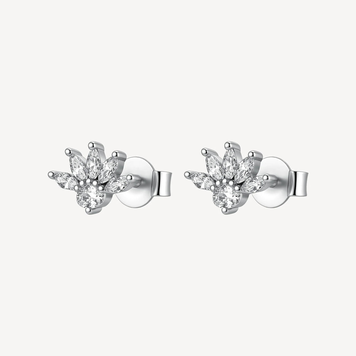 Orecchini Lobo Brosway Fancy Infinite White Argento Fiore Di Loto Con Cubic Zirconia Bianchi