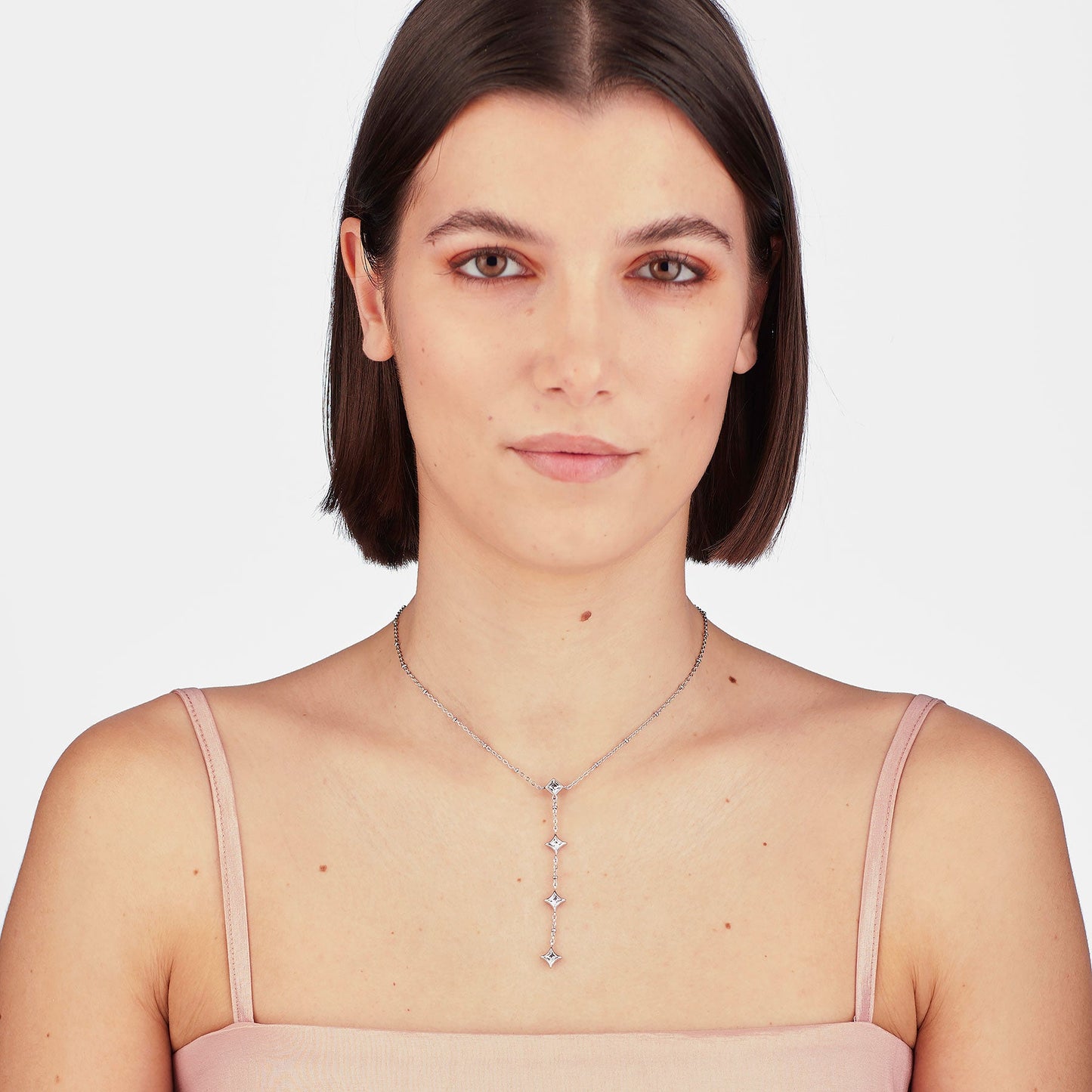 Collana Sagapò Luce Acciaio Pendente Lungo Cristalli Quadrati Taglio Rombo