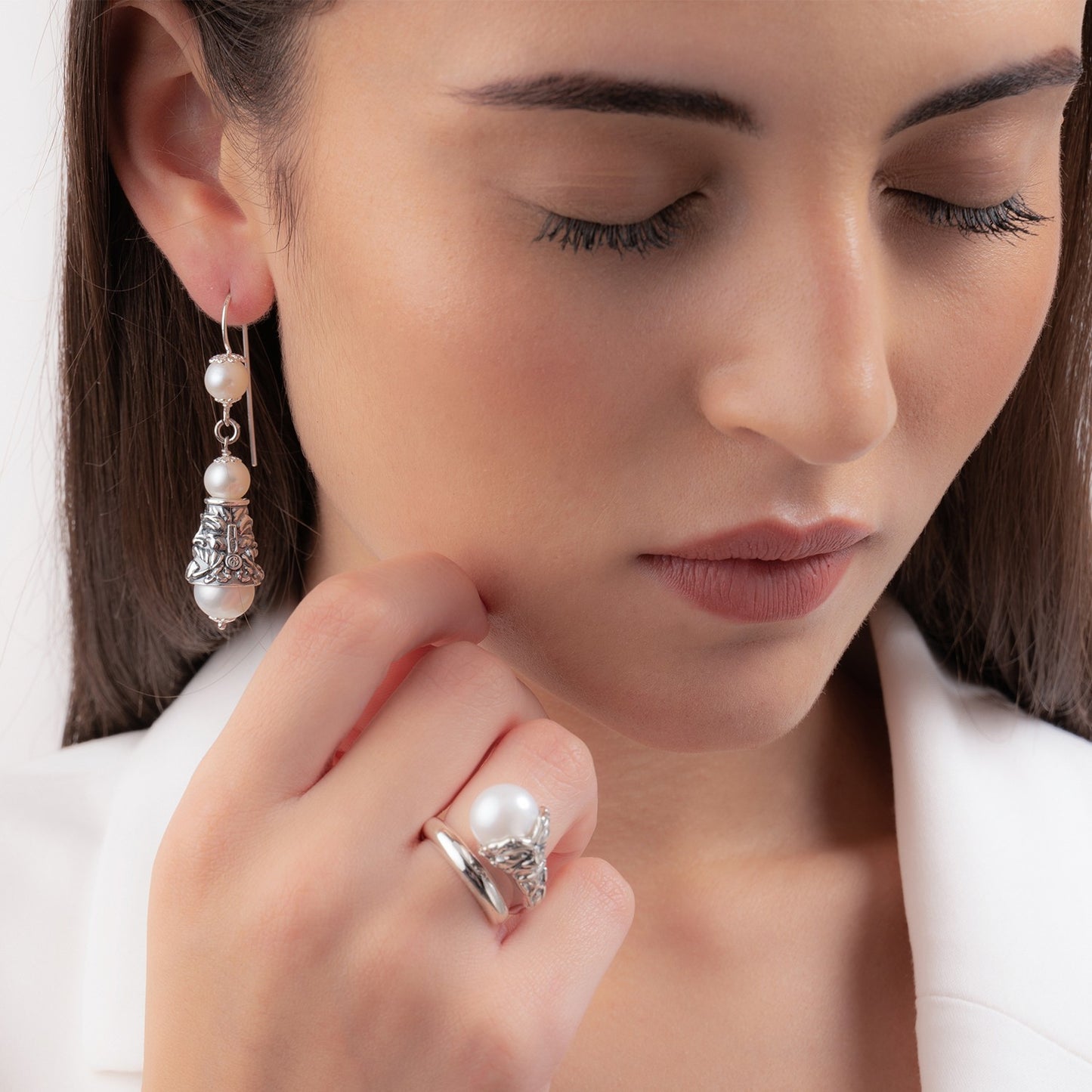 Anello Gerardo Sacco Perle in Argento Maschera Apotropaica - Misura 14