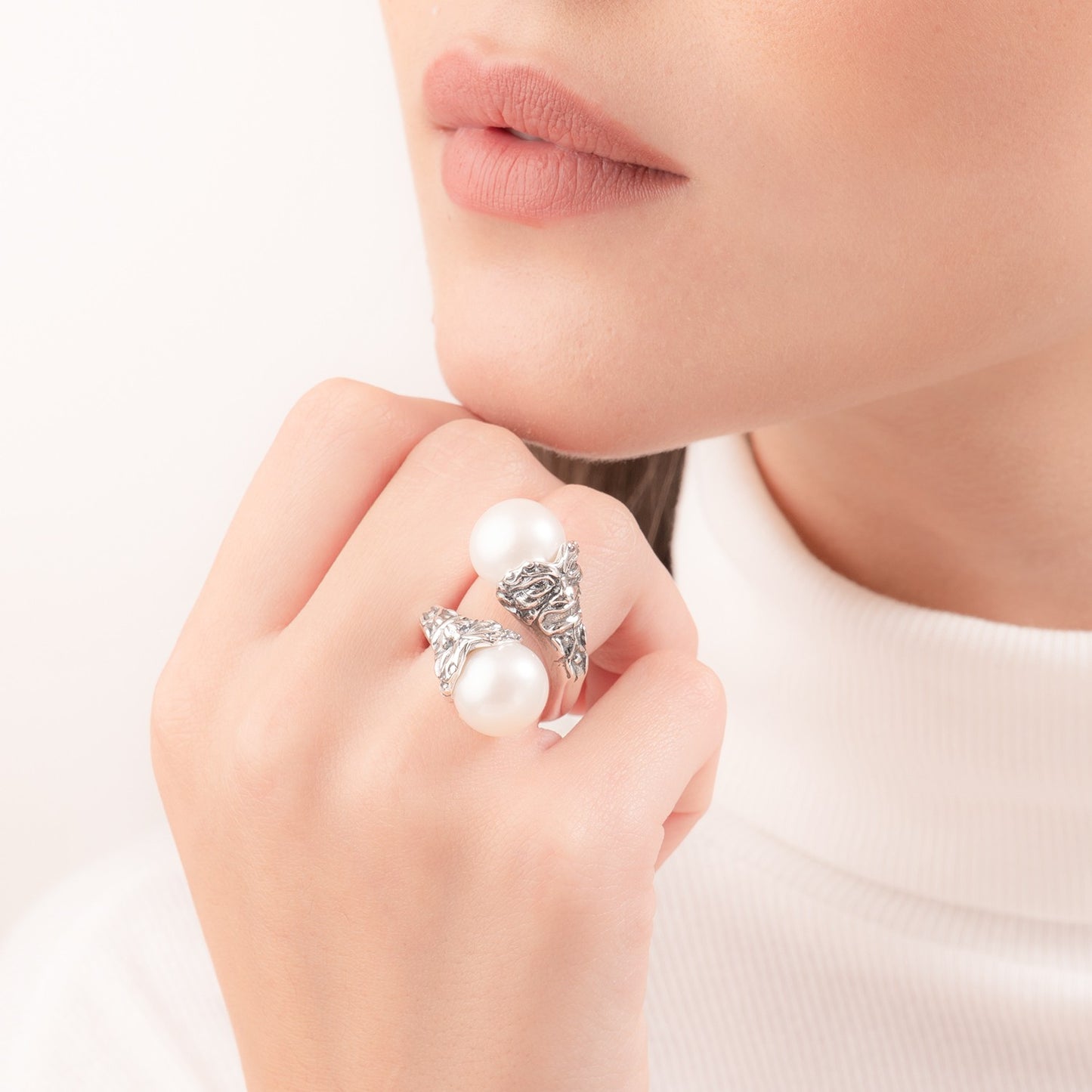 Anello Gerardo Sacco Contrariè Perle in Argento Maschere Apotropaiche - Misura 16