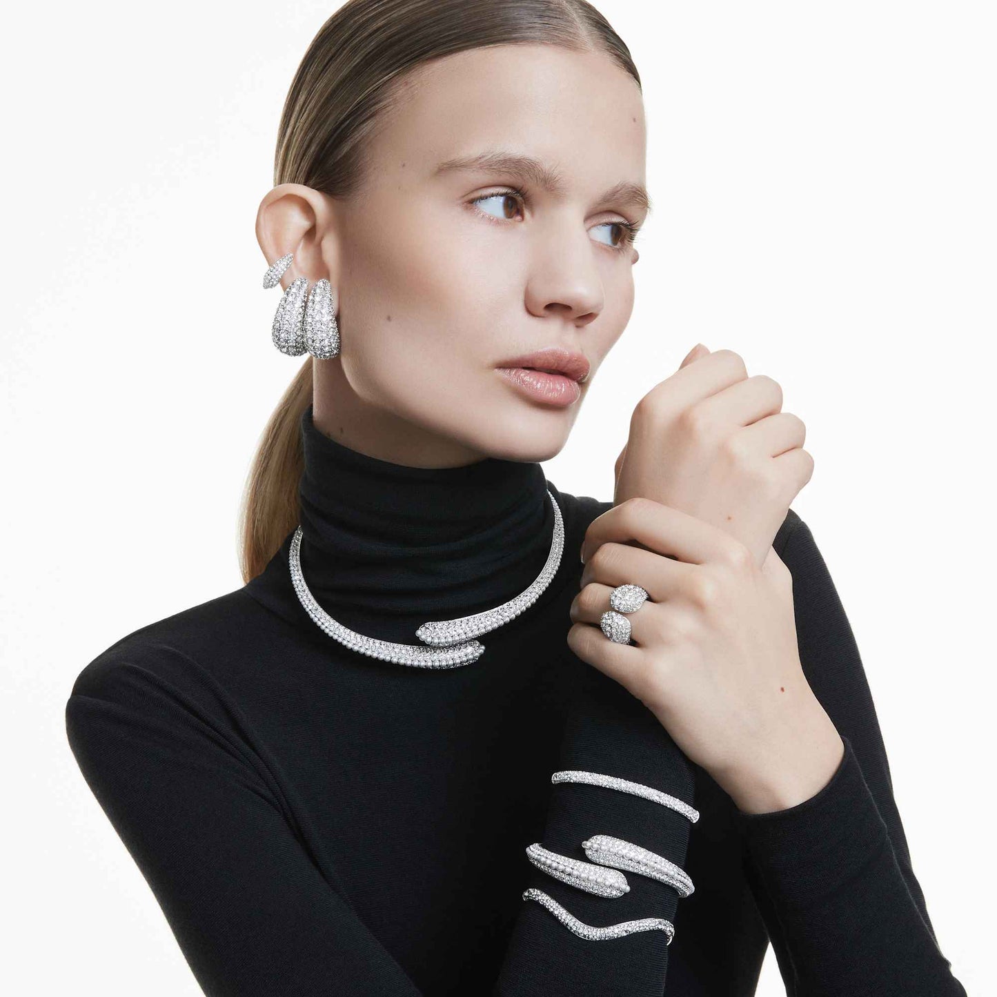 Bracciale rigido Swarovski Sublima Pavé a neve, Bianco, Placcato rodio