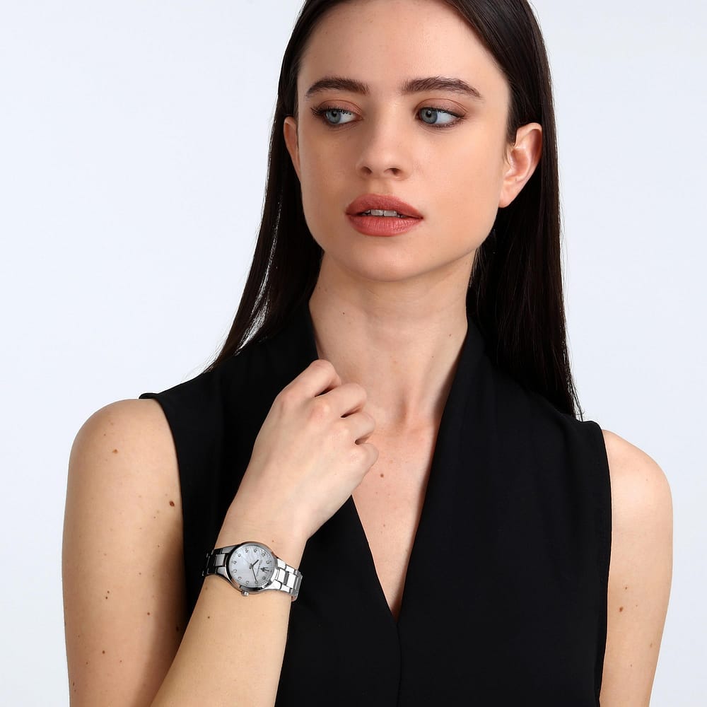 Orologio Donna Maserati Attrazione 30 Mm Acciaio Braccialato Madreperla