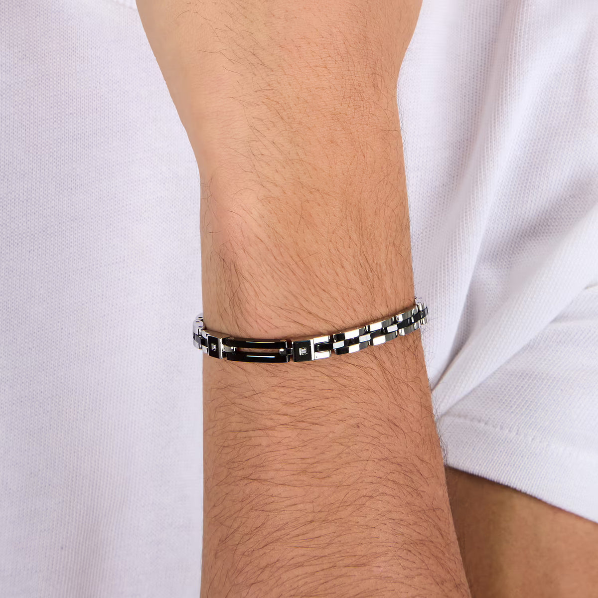 Bracciale Uomo Sector Ceramic Acciaio/Ceramica Nera Elemento Rettangolare In Ceramica Nera + 2 Diamanti