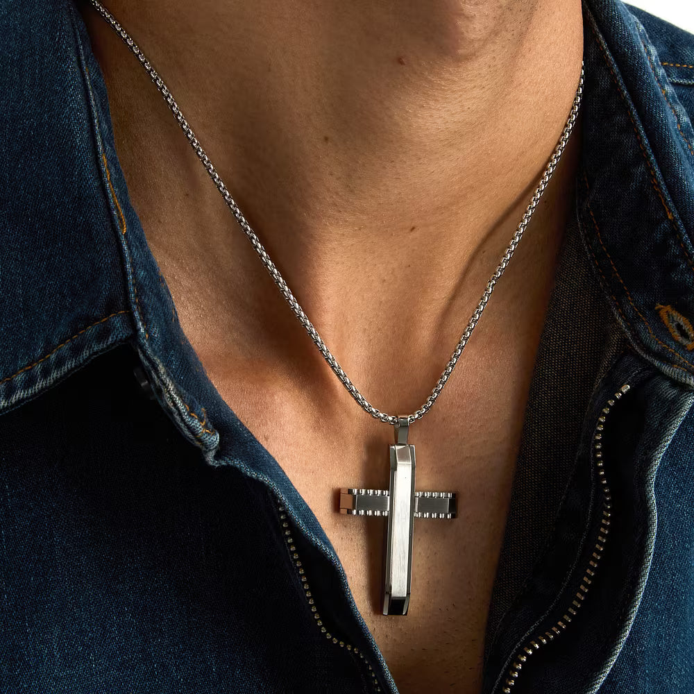 Collana Uomo Sector Spirit Acciaio Pendente Croce Satinata
