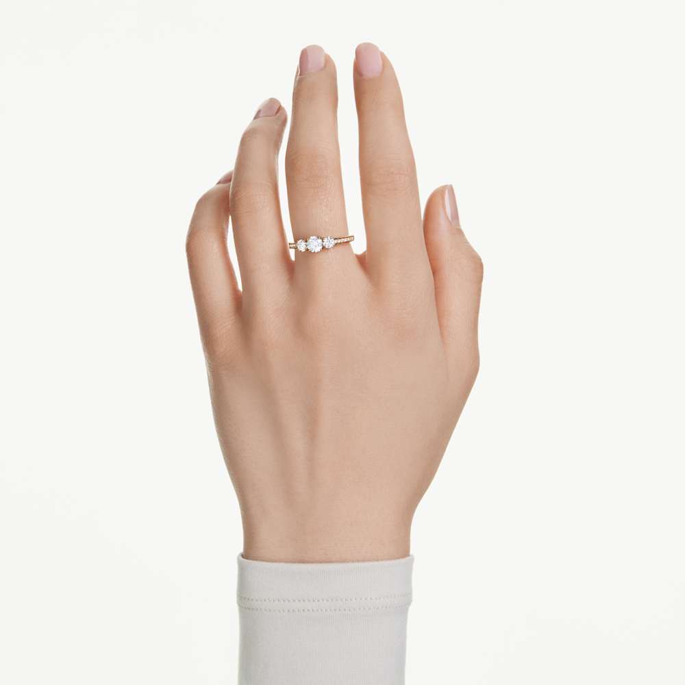 Anello Swarovski Stilla Attract, Taglio Round, Bianco, Finitura oro 18K - Misura 52