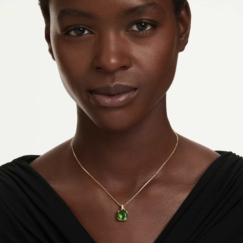 Pendente Swarovski Millenia, Taglio Cushion, Verde, Finitura oro 18K