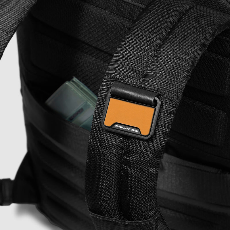 Zaino Piquadro Uomo Porta Pc Ipad Tasche Frontali Laterali Pelle Nera