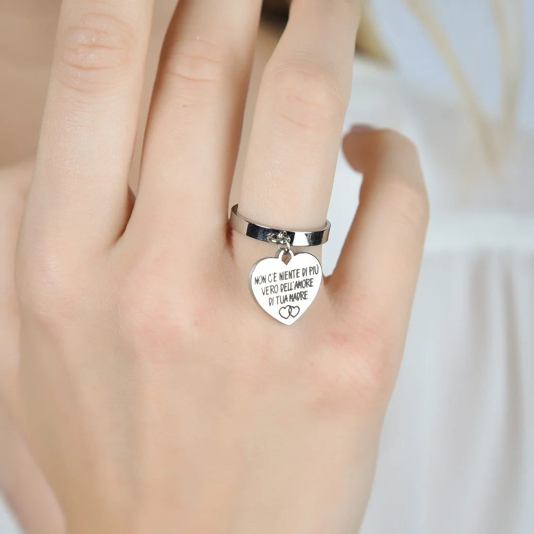 Anello Regolabile Luca Barra Acciaio Charm Cuore Scritta "Non C'è Niente Di Più Vero Dell'amore di Tua Madre"