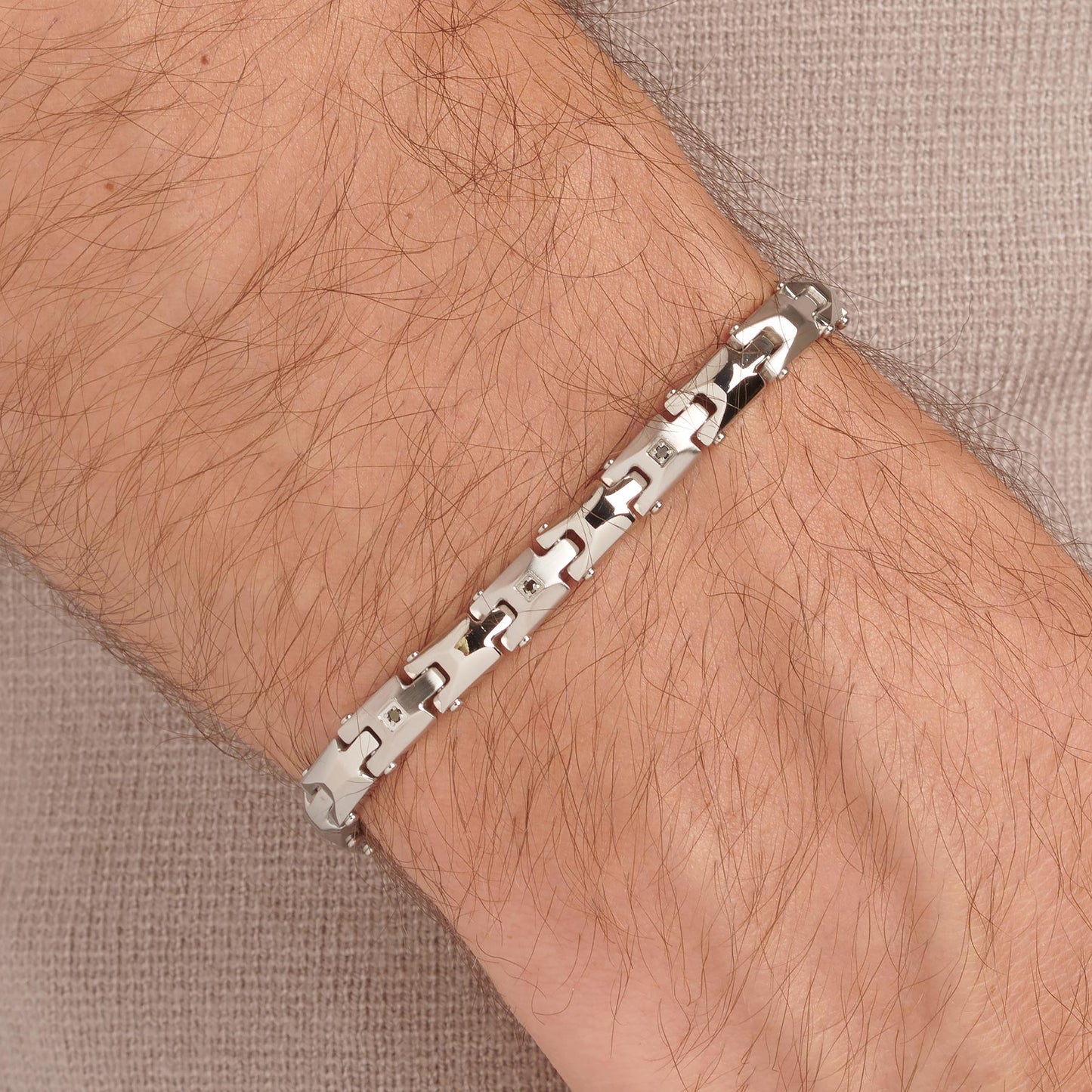 Bracciale Brosway Backliner Uomo In Acciaio con Diamanti Neri