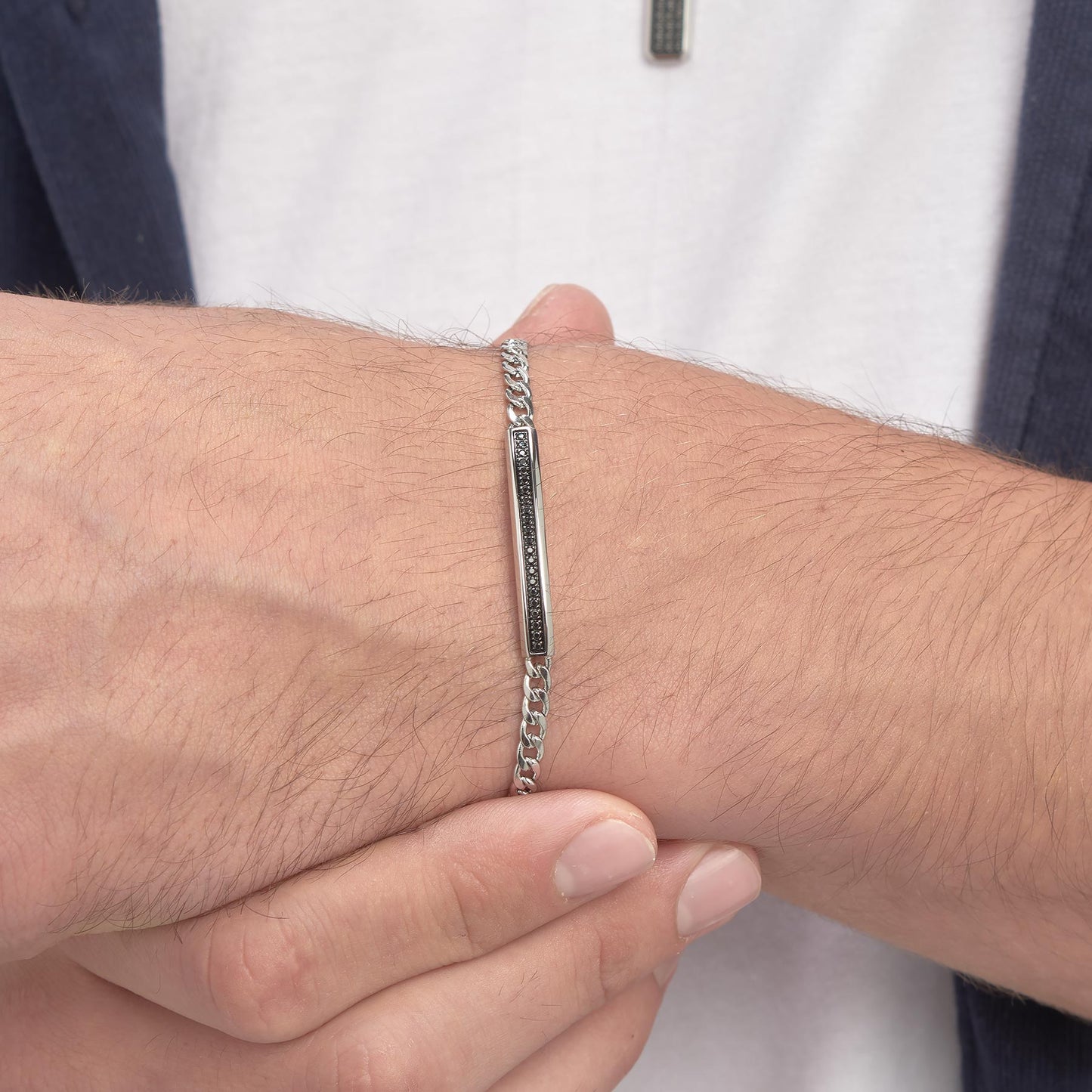 Bracciale Brosway Ink In Acciaio Maglia A Catena Con Piastrina Centrale Cubik Zirconia Neri