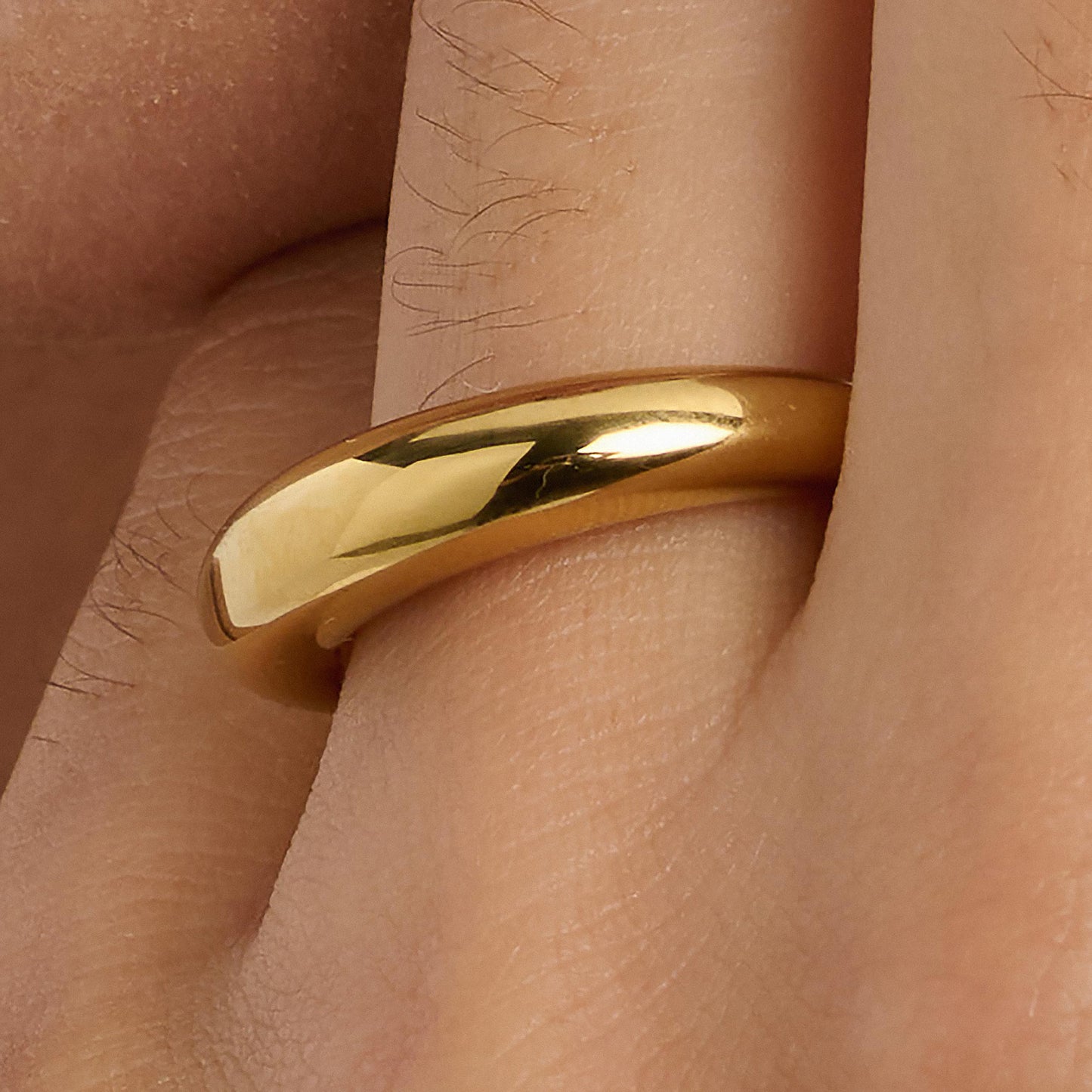 Anello Brosway Essential Fedina Smussata Pvd Oro Satinato Lucido - Misura 10