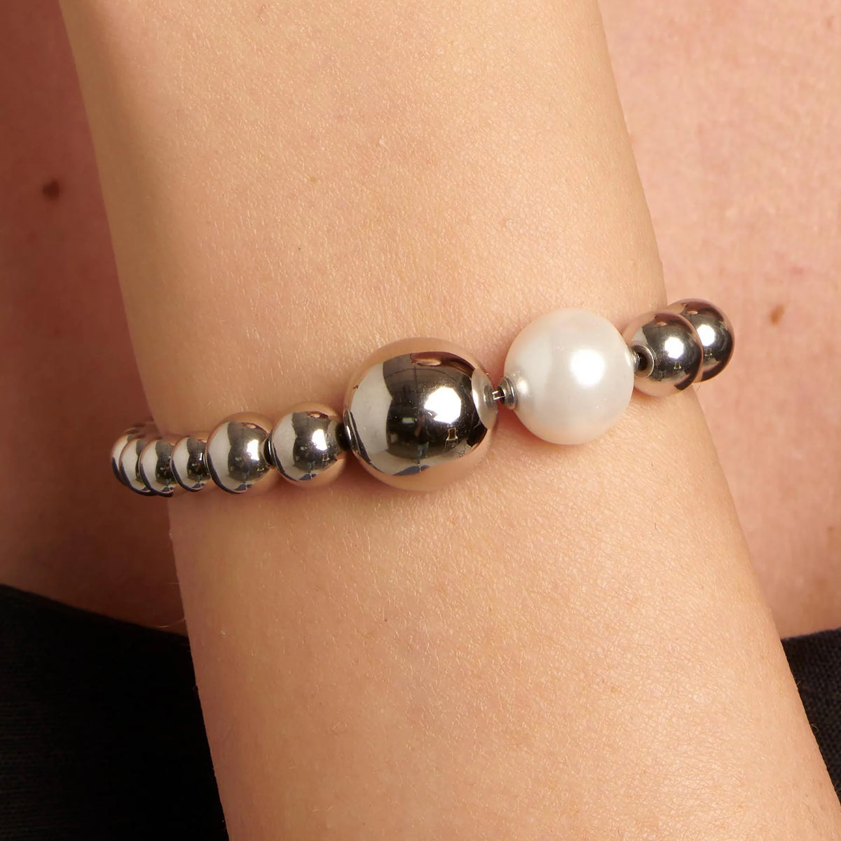 Bracciale Brosway Perfect A Sfere Decrescere In Acciaio Con 1 Perla
