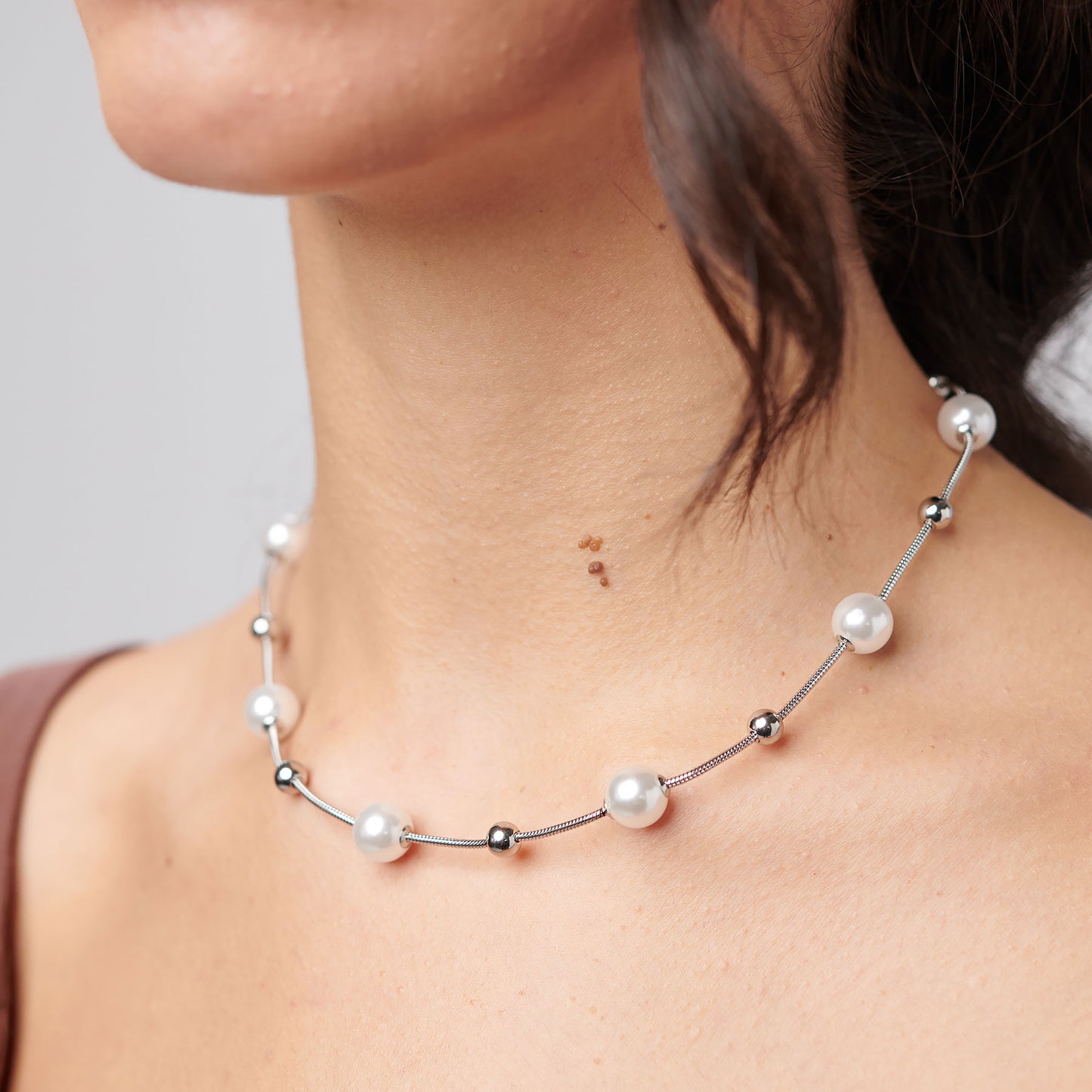 Collana Girocollo Brosway Perfect Acciaio Con Sfere e Perle