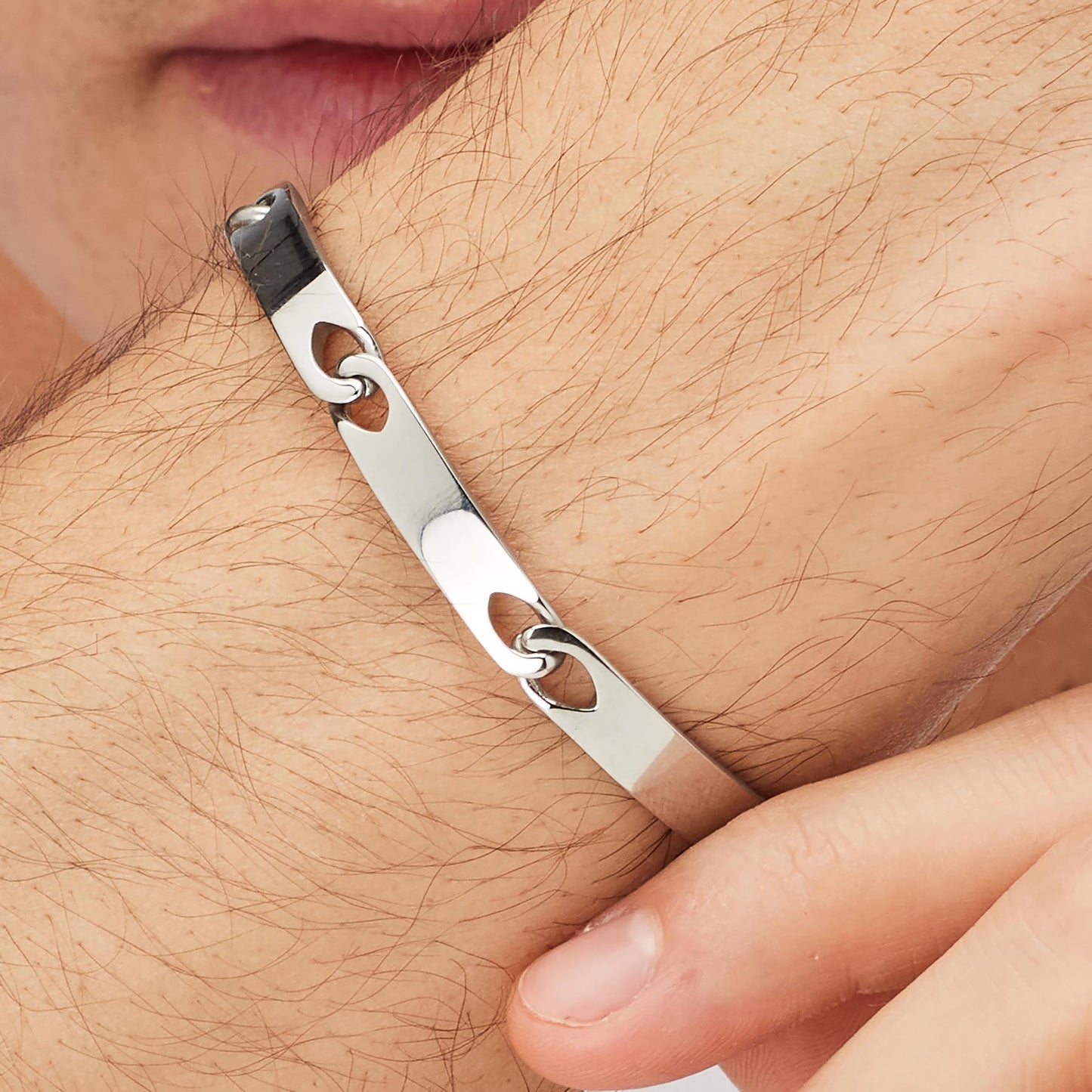 Bracciale Semirigido Uomo Brosway Bullet Acciaio Catena Grumetta 3 Piastrine Centrali