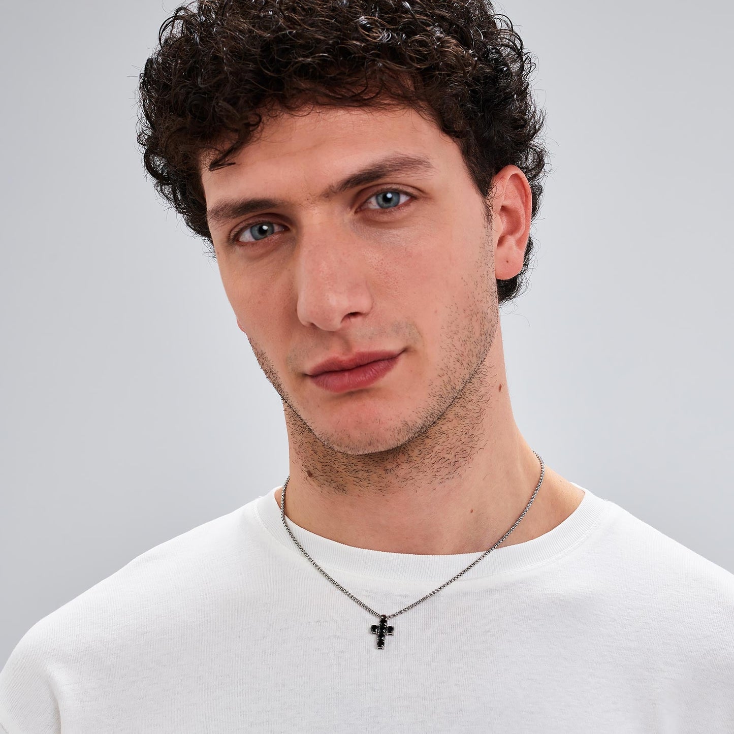 Collana Uomo Brosway Avantgarde Acciaio Pendente Croce Cristalli Neri