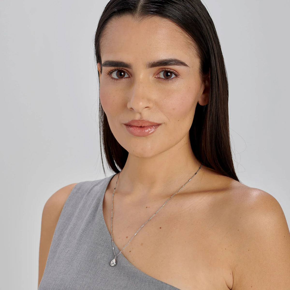 Collana Brosway Symphonia Acciaio Con Pendente Cristallo Goccia