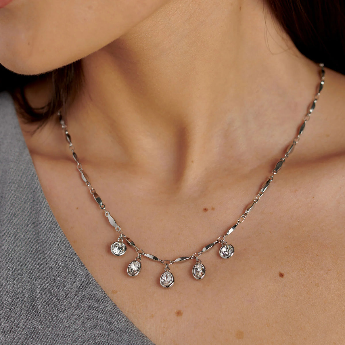 Collana Brosway Symphonia Acciaio Con Pendenti Cristalli Ovali/Gocce/Tondi