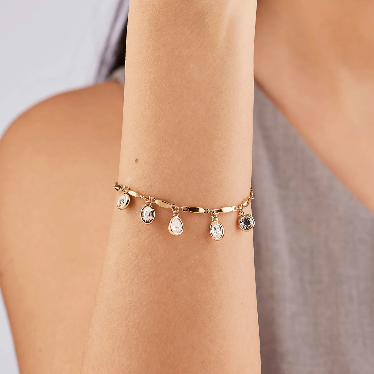 Bracciale Brosway Symphonia Pvd Oro Con Charms Cristalli Ovali/Gocce/Tondi
