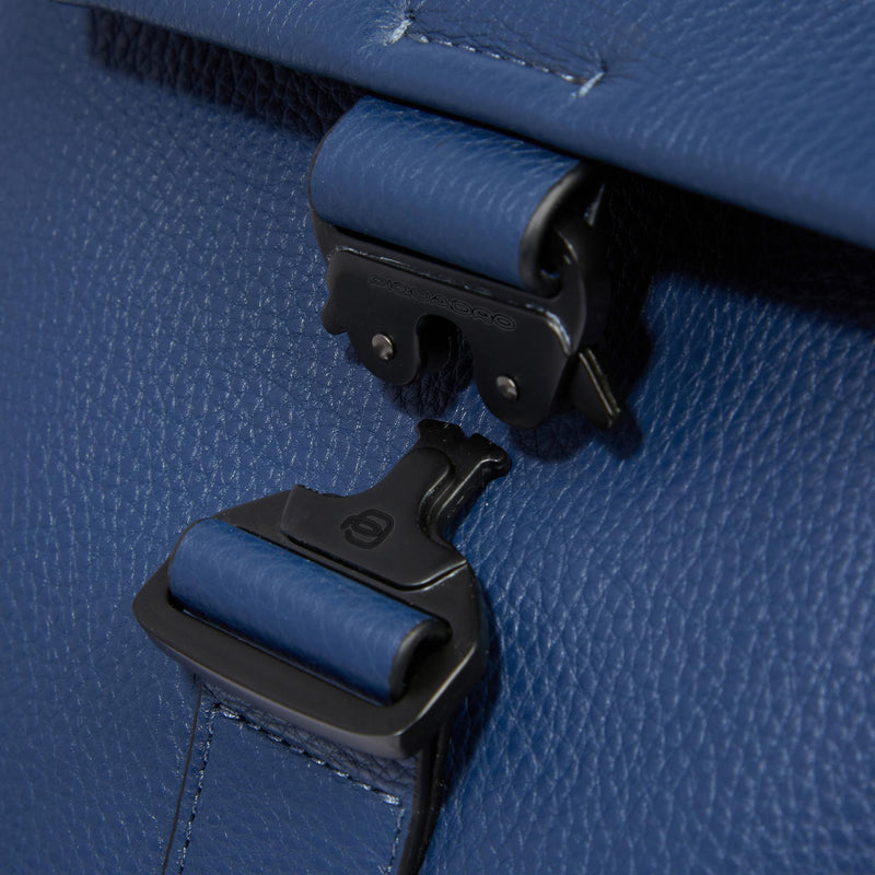 Borselli Piquadro Borsello Uomo Grande Porta Ipad Patta Tasca Frontale Pelle Martellata Blu