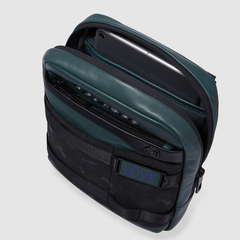 Borselli Piquadro Borsello Piccolo Porta Ipad In Pelle Nera Inserti Tessuto Neri