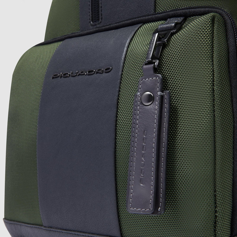 Zaini Piquadro Zaino Porta Pc Ipad Tasca Frontale Tessuto Verde Inserti Pelle Nera