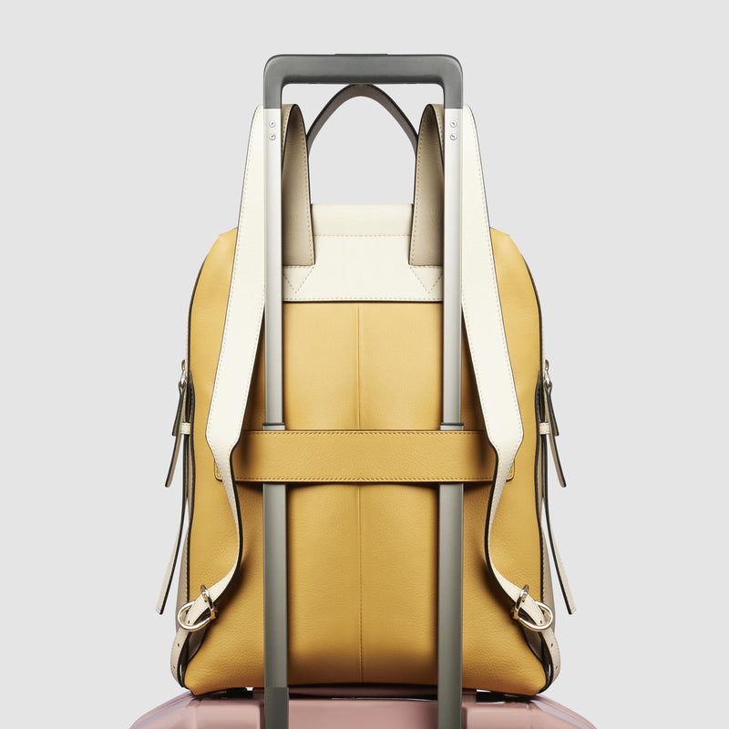Zaini Piquadro Zaino Donna Porta Pc Ipad Pelle Gialla Beige