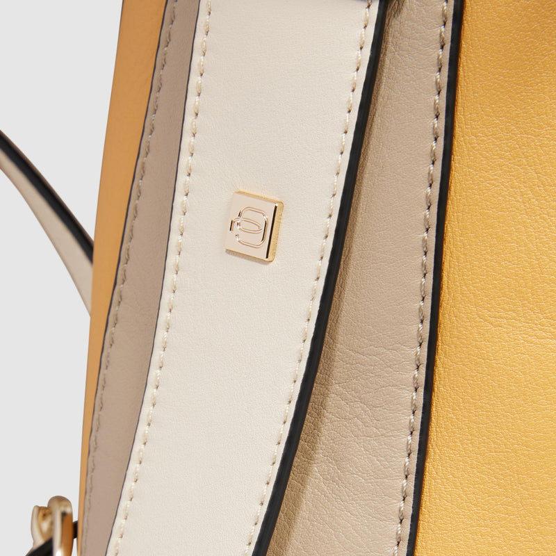 Zaini Piquadro Zaino Donna Porta Pc Ipad Pelle Gialla Beige