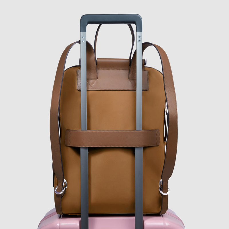 Zaino Piquadro Donna Grane Porta Pc Ipad Tessuto Tasca Frontale Inserti Pelle Cuoio