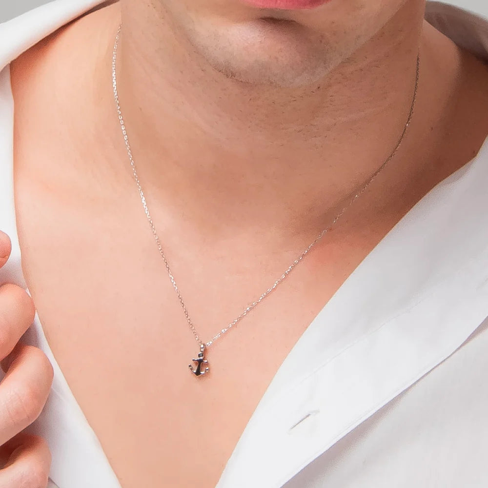 Collana Uomo Luca Barra Acciaio Con Pendente Ancoretta E Cristallo Nero