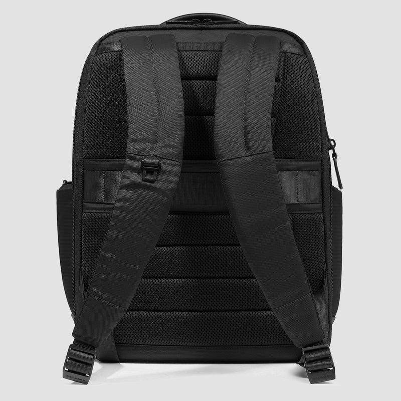 Zaino Piquadro Uomo Porta Pc Ipad Doppio Scomparto Tasca Frontale Tessuto Gommato Nero