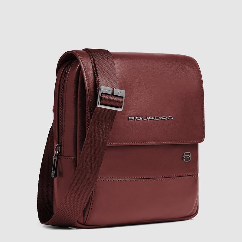 Borsello Piquadro Uomo Porta Ipad Doppio Scomparto Patta Frontale Pelle Blu