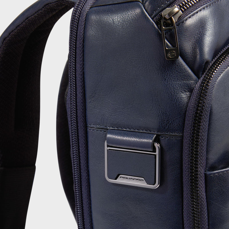 Zaino Piquadro Uomo Porta Pc Ipad Tasche Anteriori e Laterali Pelle Blu