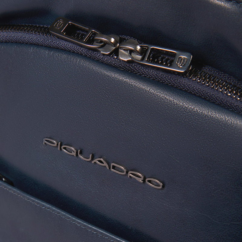 Zaino Piquadro Uomo Porta Pc Ipad Tasche Anteriori e Laterali Pelle Blu