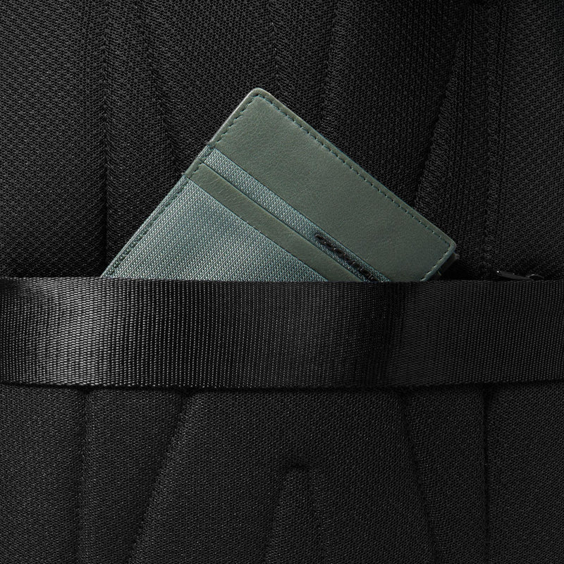 Zaino Piquadro Uomo Porta Pc Ipad Tasche Frontali Laterali Tessuto Inserti Pelle Nera