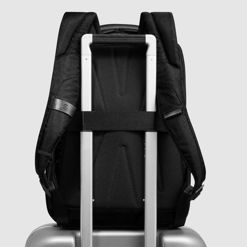 Zaini Piquadro Zaino Uomo Porta Pc Ipad Doppio Scomparto Due Tasche Frontali Tessuto Inserti Pelle Nera