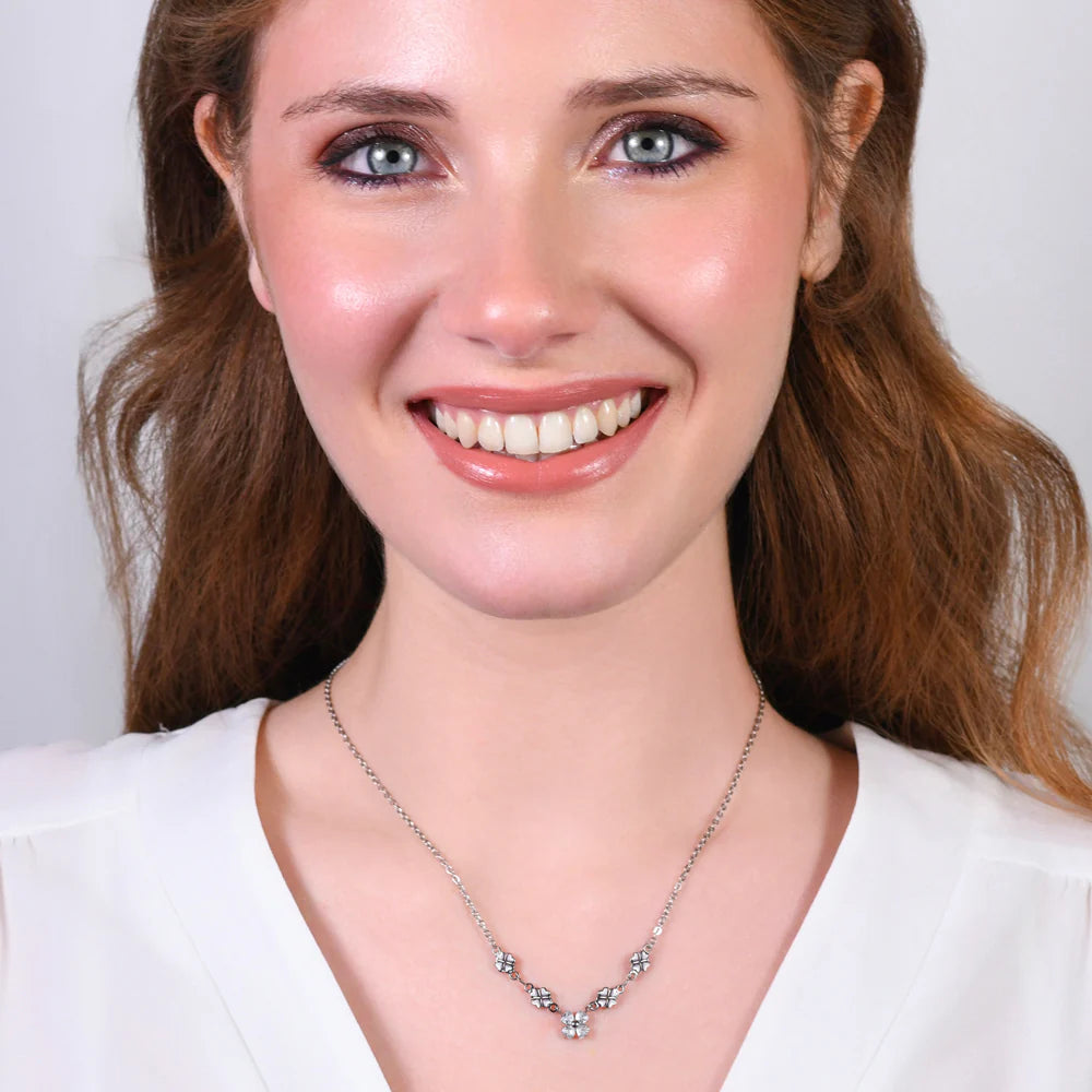 Collana Luca Barra Acciaio Quadrifogli e Petali Cristalli