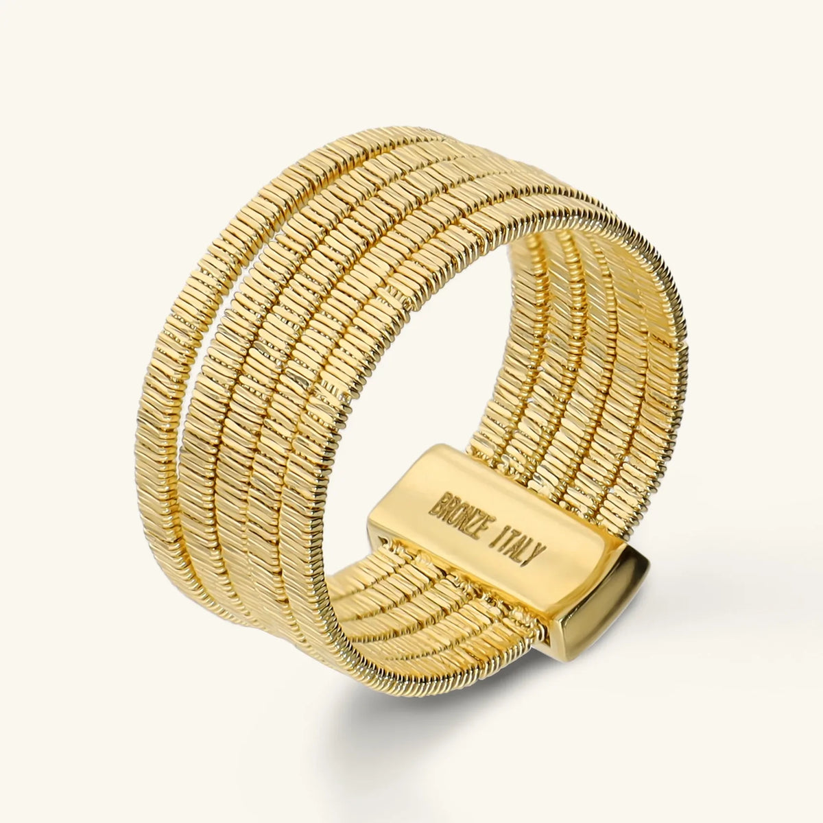 Anello a Fascia Multifilo Etrusca Gioielli Lega Golden Placcata Oro Finitura Diamantata Con Elemento Rettangolare Centrale - Misura 14