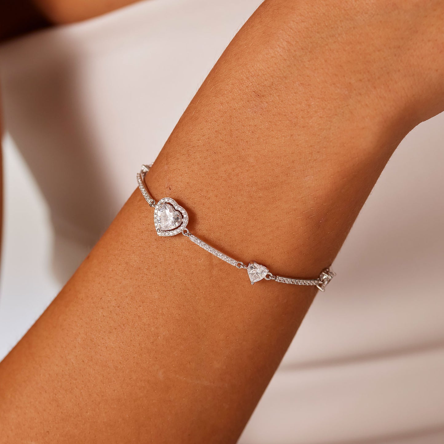 Bracciale Semirigido Brosway Fancy Argento Cubic Zirconia Centrale Cuore