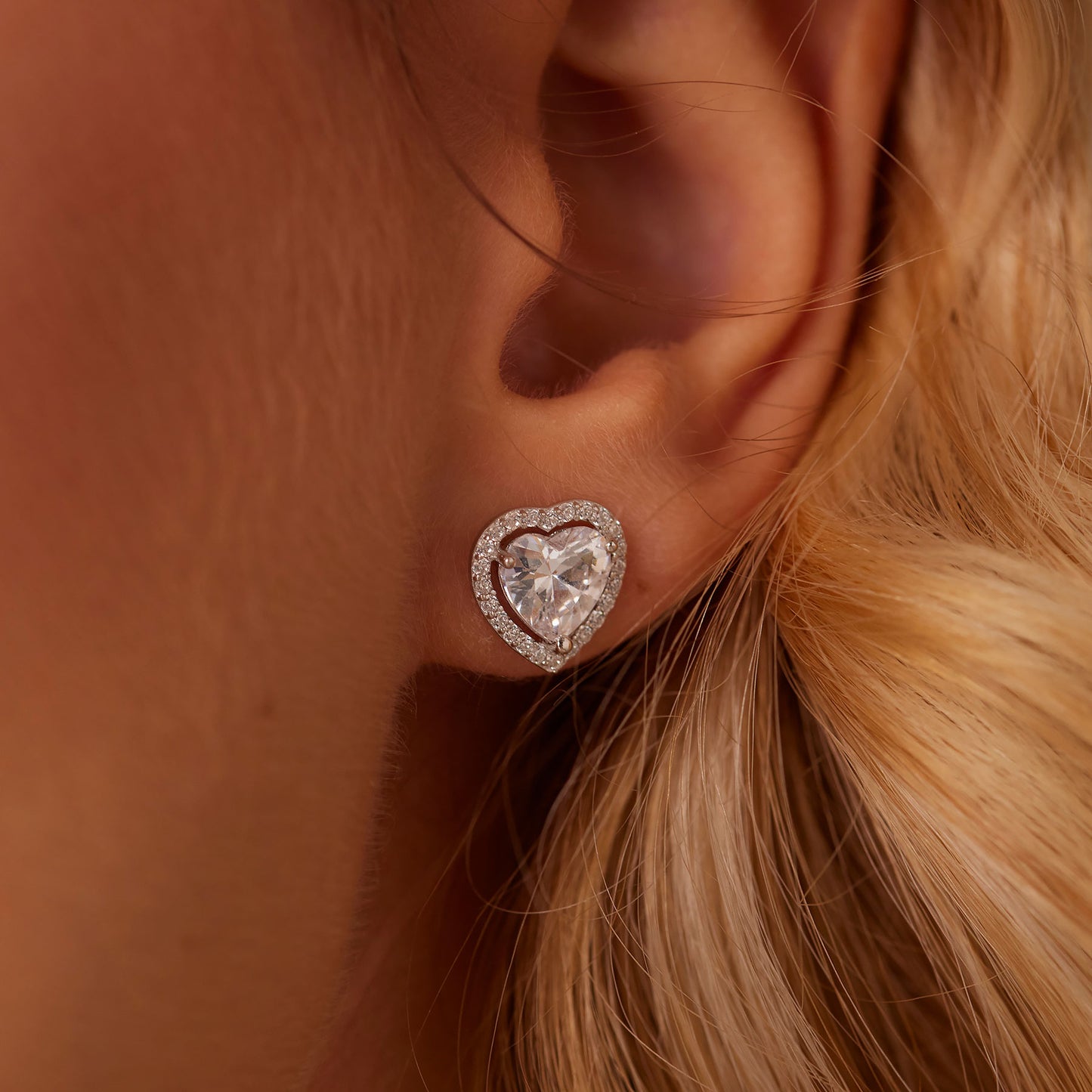 Orecchini a Lobo Brosway Fancy Argento Cuore Cubic Zirconia Contornato