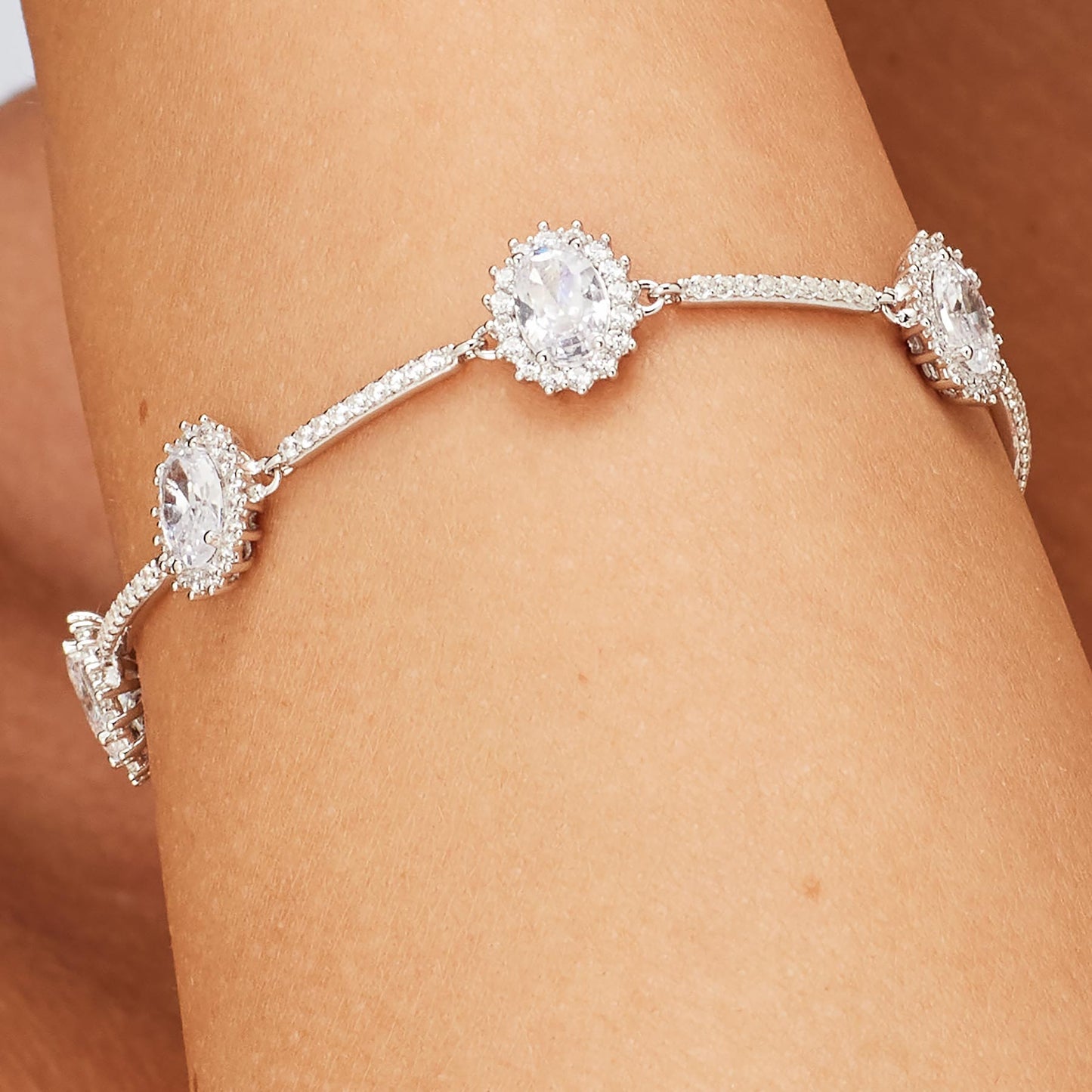 Bracciale Brosway Infinite White In Argento Con Zircone