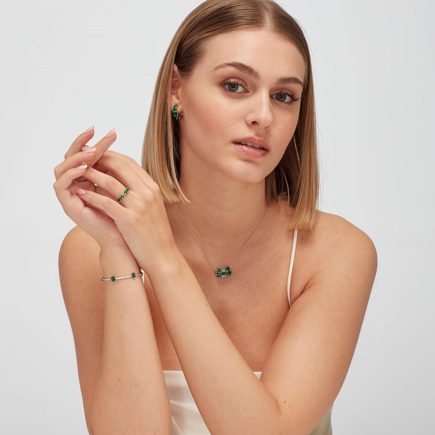 Monorecchino Brosway Life Green In Argento Con Zirconi Verdi